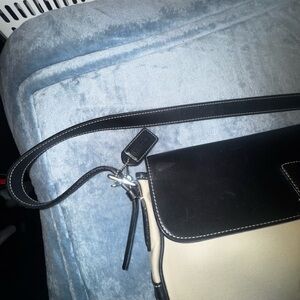 Coach Vintage Black and Cream Shoulder Bag